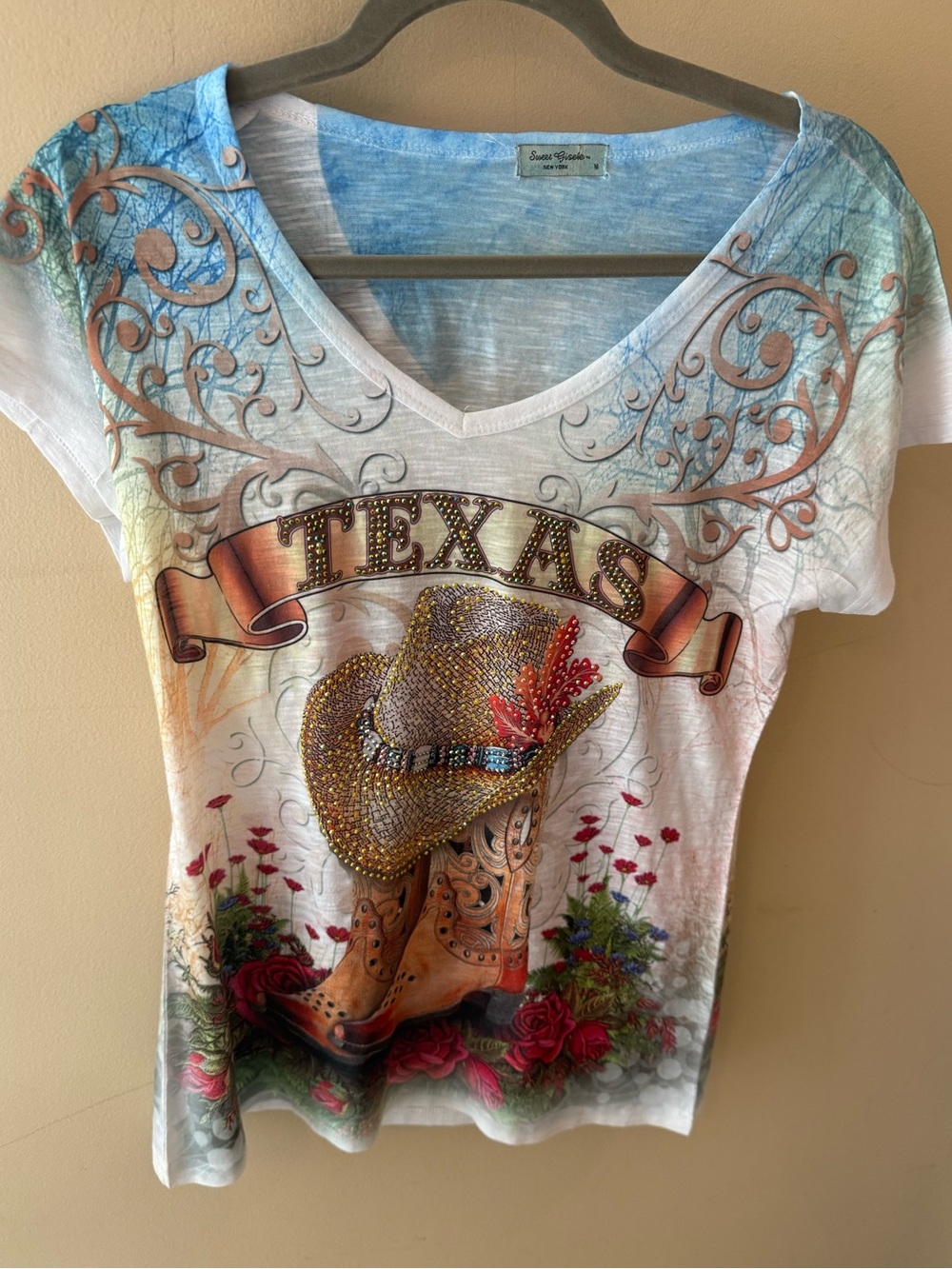 Sweet Gisele Texas  Rhinestone cowboy boots Sparkle Top size M